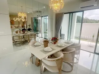 À louer 5 chambres maison à Bang Lamung, Chonburi
