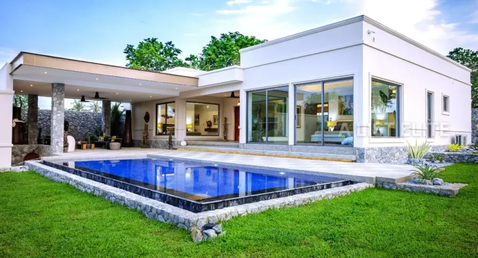 For sale 3 ベッドルーム house in Bang Lamung, Chonburi