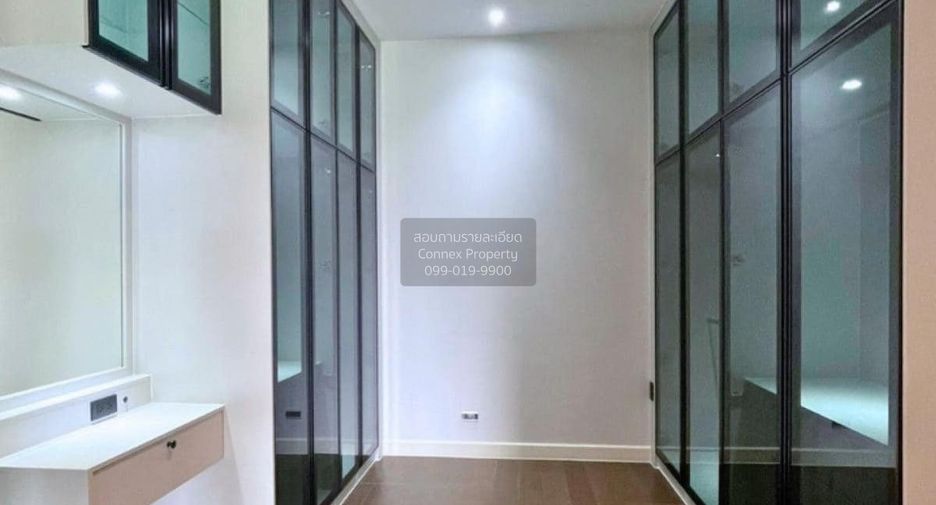 For rent 4 bedrooms house in Bang Kapi, Bangkok