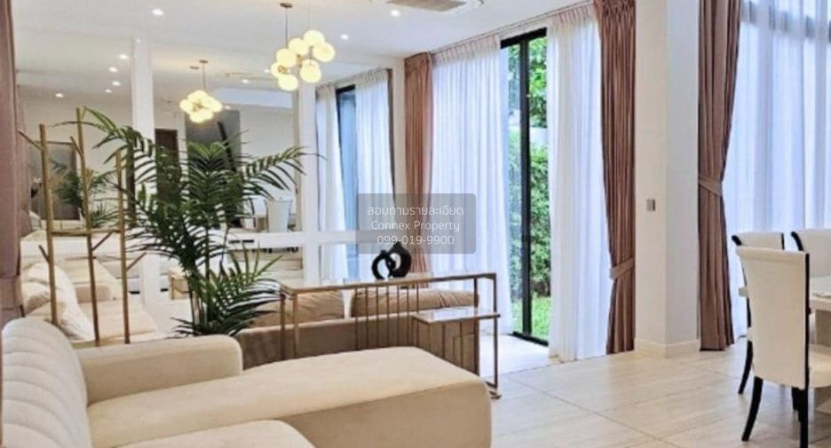 For rent 4 bedrooms house in Bang Kapi, Bangkok
