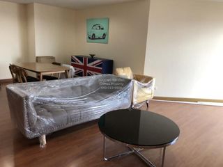 For rent 3 bedrooms condo in Huai Khwang, Bangkok