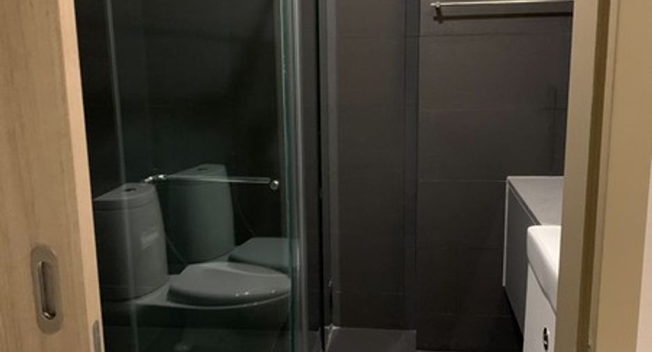 Wohnung zur Miete mit 2 Zimmer in Pathum Wan, Bangkok