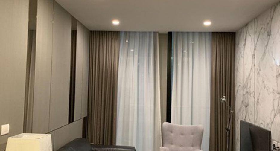 Wohnung zur Miete mit 2 Zimmer in Pathum Wan, Bangkok
