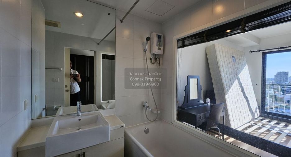 For rent 1 bed condo in Sathon, Bangkok
