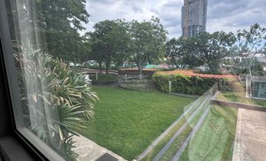 Condo en alquiler de 2 habitaciones en Khlong Toei, Bangkok