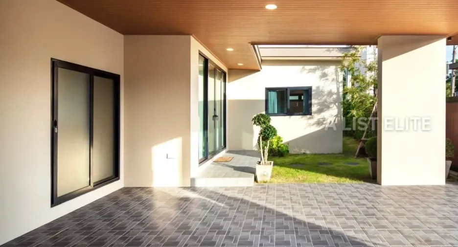 For sale 3 bedrooms house in Bang Lamung, Chonburi