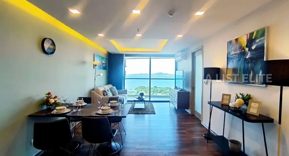 For sale 2 bedrooms condo in Pratumnak, Pattaya