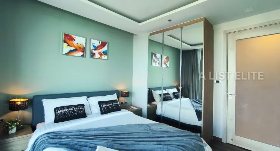 For sale 2 bedrooms condo in Pratumnak, Pattaya