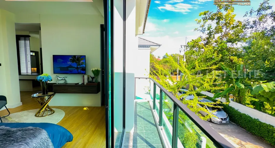 Haus zum Kauf mit 4 Zimmer in Bang Lamung, Chonburi