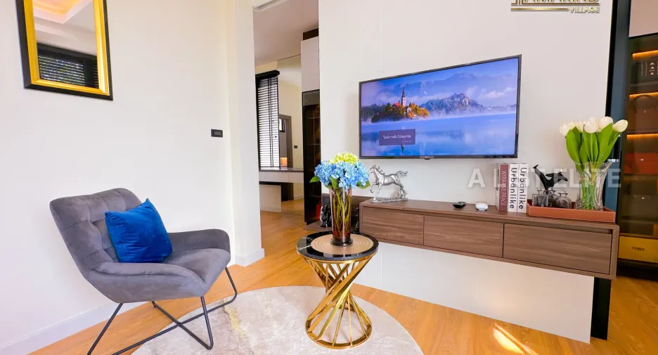 Haus zum Kauf mit 4 Zimmer in Bang Lamung, Chonburi