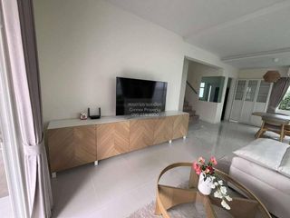出租 4 卧室 独立屋 在 Bang Phli, Samut Prakan