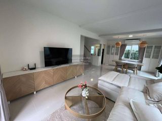 出租 4 卧室 独立屋 在 Bang Phli, Samut Prakan