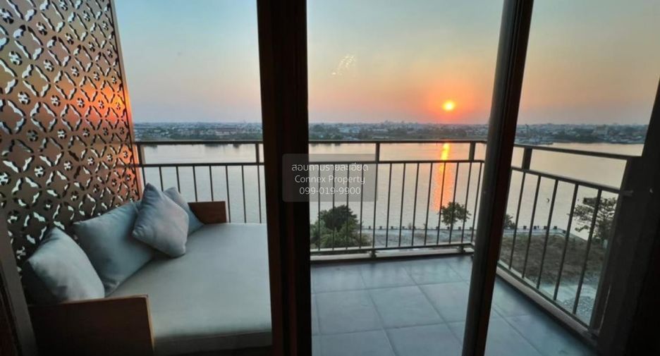 For rent 2 bedrooms condo in Yan Nawa, Bangkok