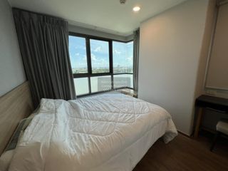 For rent 2 bedrooms condo in Yan Nawa, Bangkok