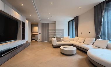 For rent 4 bedrooms condo in Sathon, Bangkok