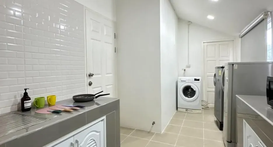 For rent 4 bedrooms house in San Sai, Chiang Mai