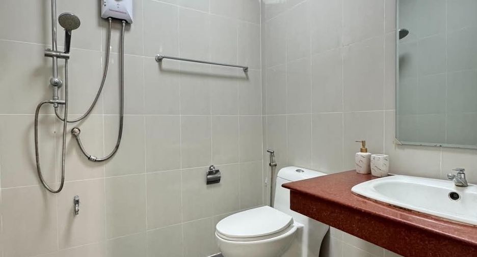 For rent 4 bedrooms house in San Sai, Chiang Mai