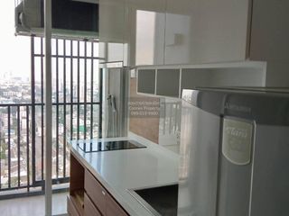 Condo en alquiler de 2 habitaciones en Yan Nawa, Bangkok