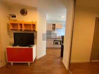 For rent 1 bed condo in Yan Nawa, Bangkok