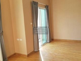 For rent 3 bedrooms townhouse in Bang Phli, Samut Prakan