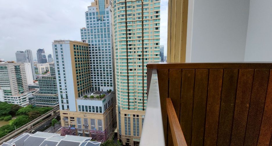 For rent 2 bedrooms condo in Pathum Wan, Bangkok