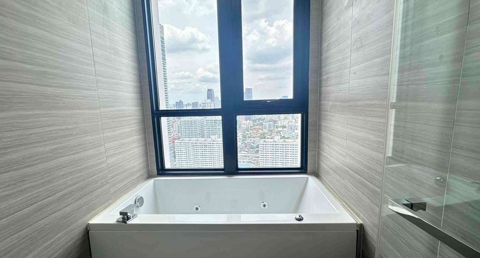 Condo en alquiler de 2 habitaciones en Watthana, Bangkok