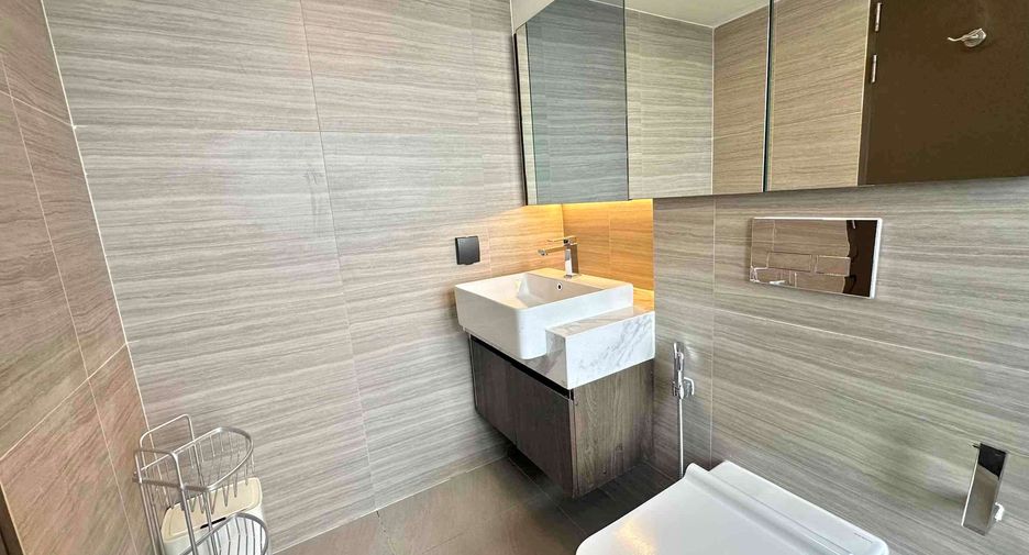 Condo en alquiler de 2 habitaciones en Watthana, Bangkok