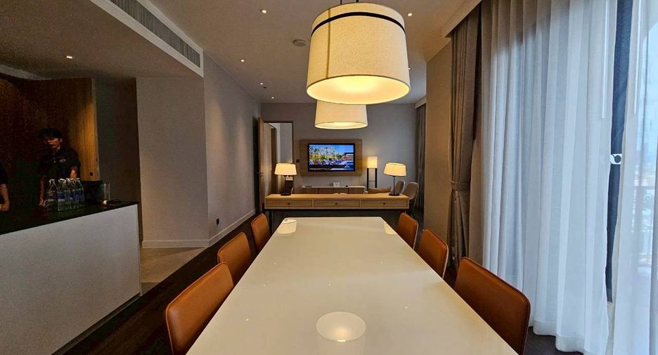 For rent 2 ベッドルーム condo in Phra Khanong, Bangkok