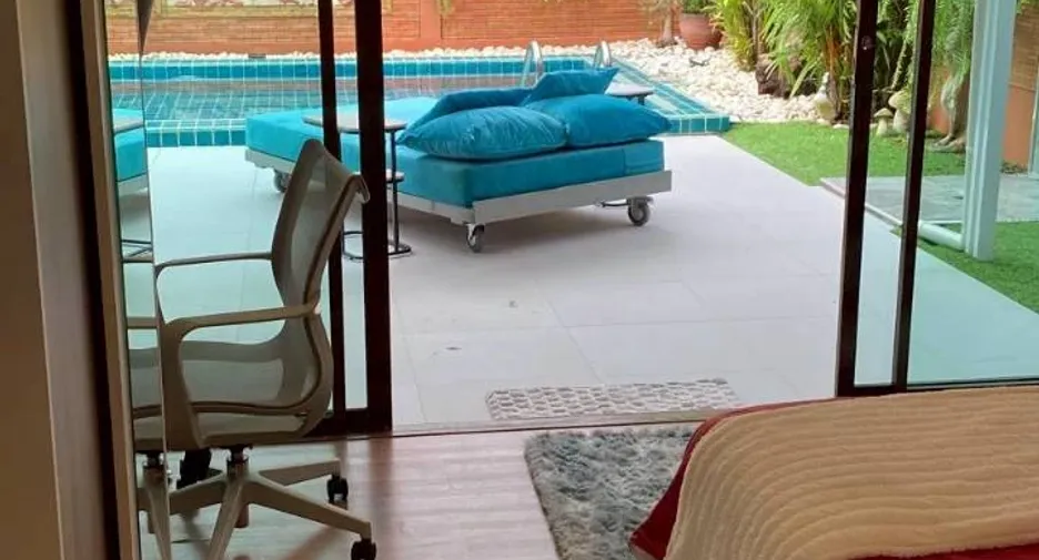 Villa en alquiler de 3 habitaciones en Sattahip, Chonburi