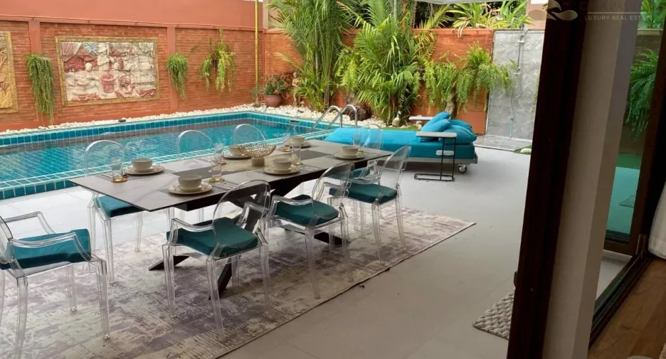 Villa en alquiler de 3 habitaciones en Sattahip, Chonburi