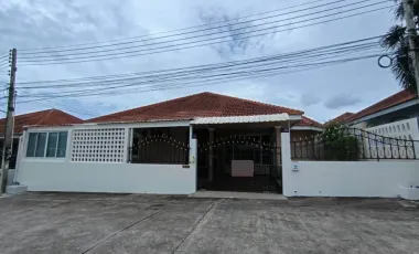 For rent 3 bedrooms house in East Pattaya, Pattaya