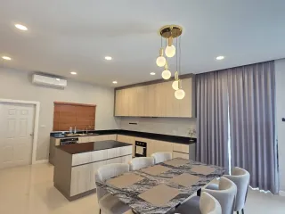 For sale 3 ベッドルーム villa in Bang Lamung, Chonburi