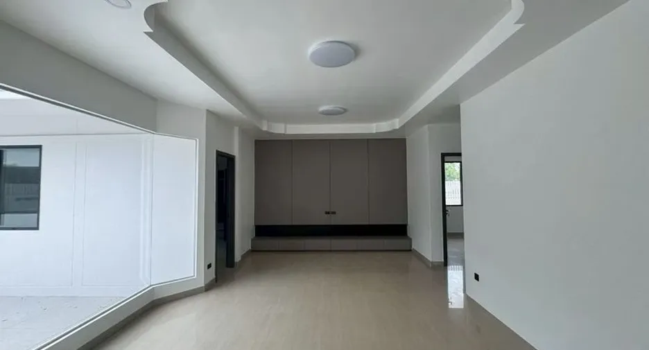 出售 3 卧室 独立屋 在 Bang Lamung, Chon Buri