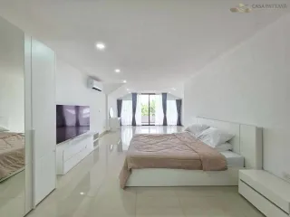 For sale 4 ベッドルーム villa in Bang Lamung, Chonburi