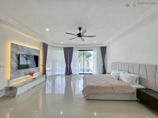 For sale 4 ベッドルーム villa in Bang Lamung, Chonburi