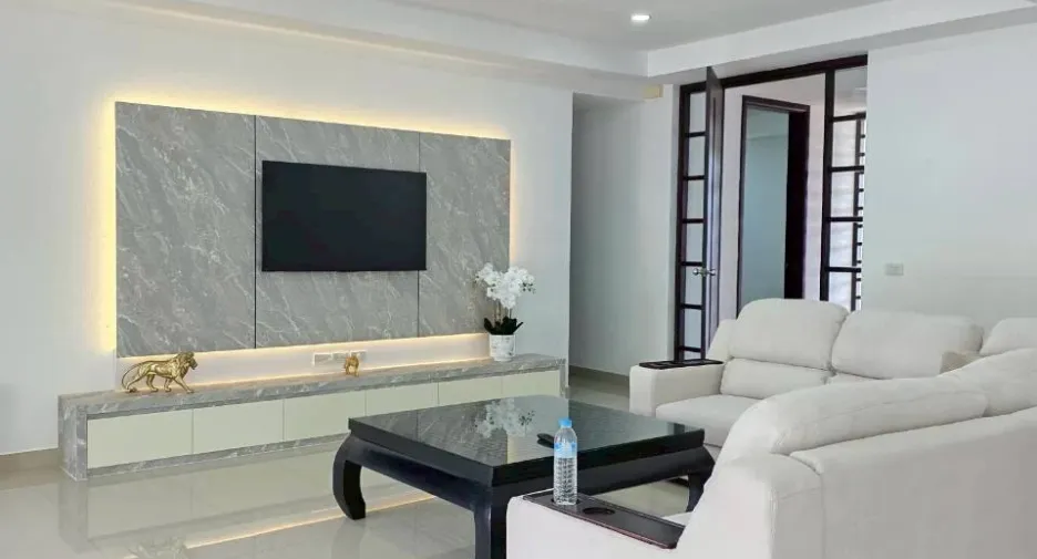 For sale 4 bedrooms villa in East Pattaya, Pattaya