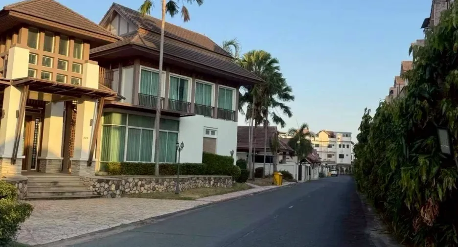 Villa en venta de 2 habitaciones en South Pattaya, Pattaya