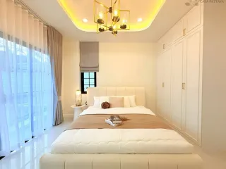 For sale 3 ベッドルーム villa in Bang Lamung, Chonburi