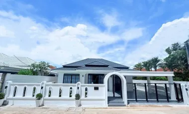 À vendre 3 chambres villa à East Pattaya, Pattaya