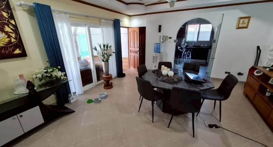 ขาย 3 ห้องนอน วิลล่า ใน พัทยาตะวันออก, พัทยา
