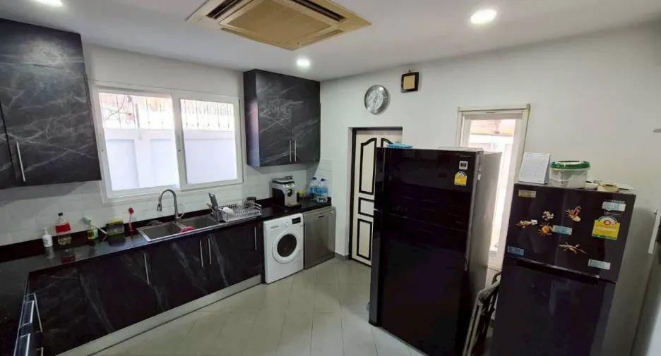 ขาย 3 ห้องนอน วิลล่า ใน พัทยาตะวันออก, พัทยา