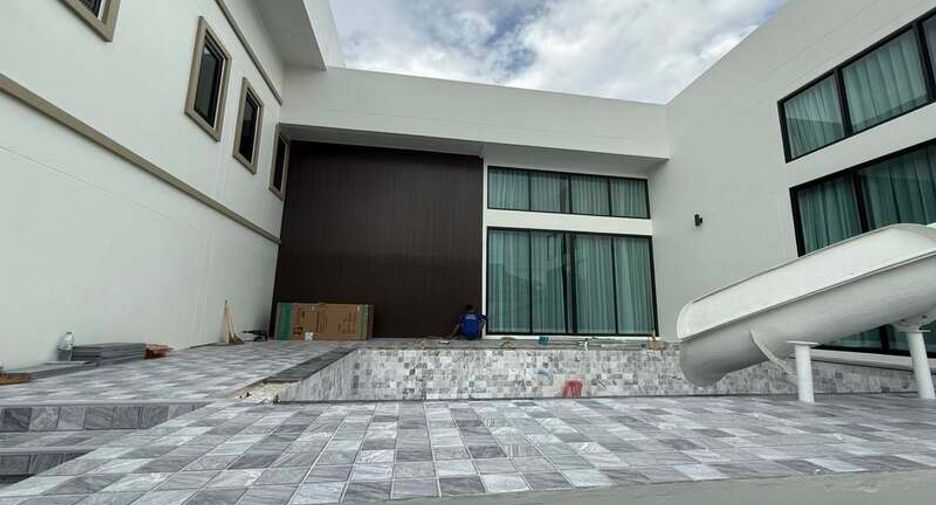 À vendre 4 chambres villa à Jomtien, Pattaya