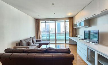For rent 3 bedrooms condo in Sathon, Bangkok