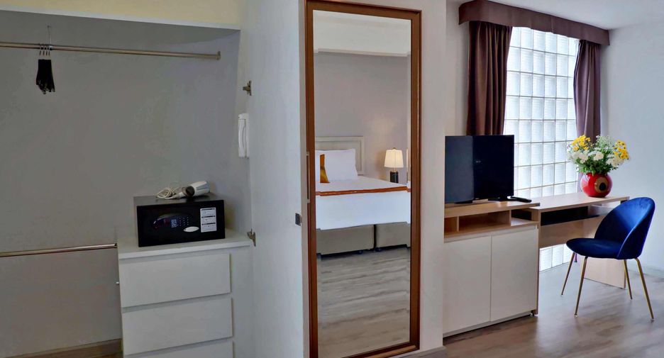 For rent 1 bed condo in Pathum Wan, Bangkok