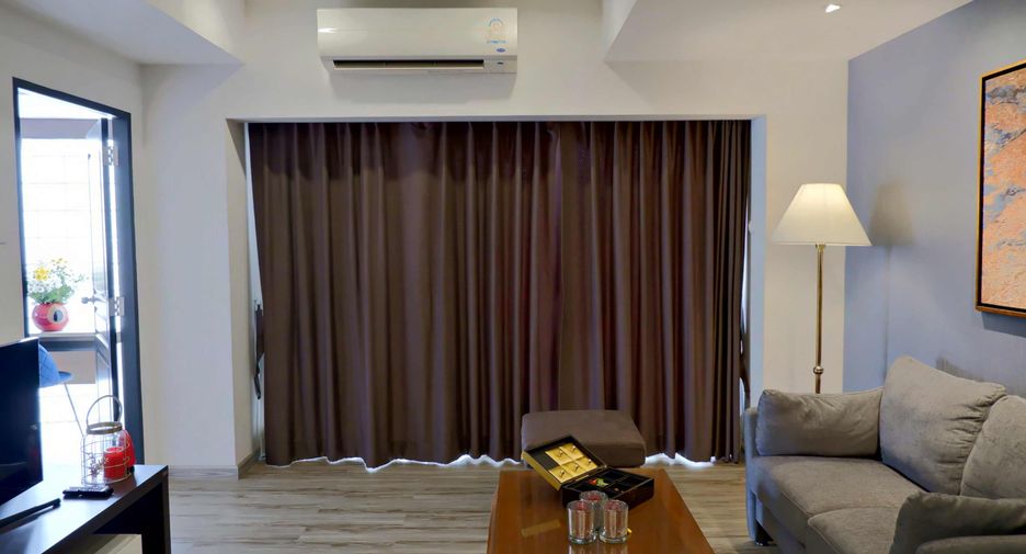 For rent 1 bed condo in Pathum Wan, Bangkok