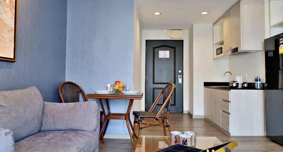 For rent 1 bed condo in Pathum Wan, Bangkok