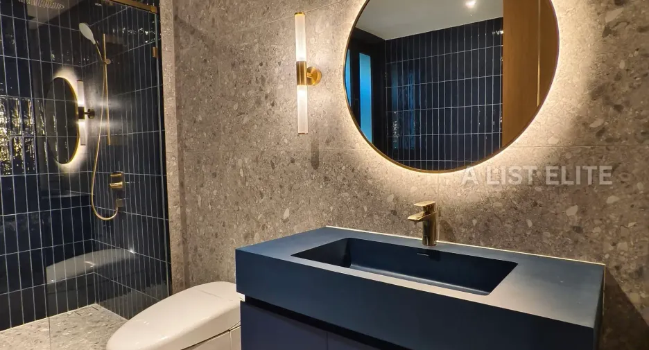 For sale 3 bedrooms condo in Khlong Toei, Bangkok
