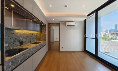 Condo en venta de 2 habitaciones en Khlong Toei, Bangkok