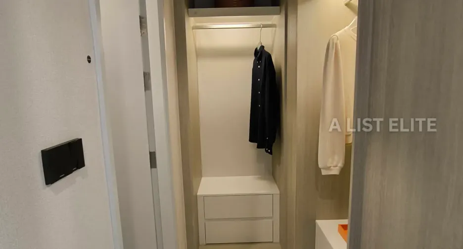 For sale 1 bed condo in Khlong San, Bangkok
