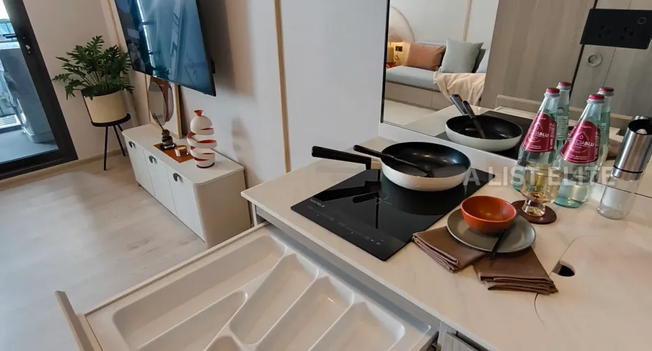 For sale 1 bed condo in Khlong San, Bangkok